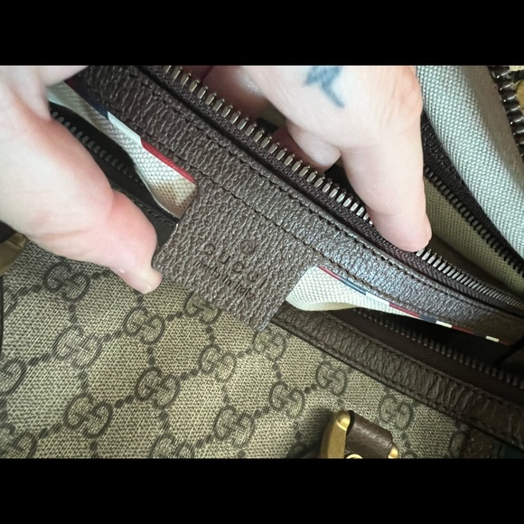 Gucci duffel bag - Picture 15 of 16